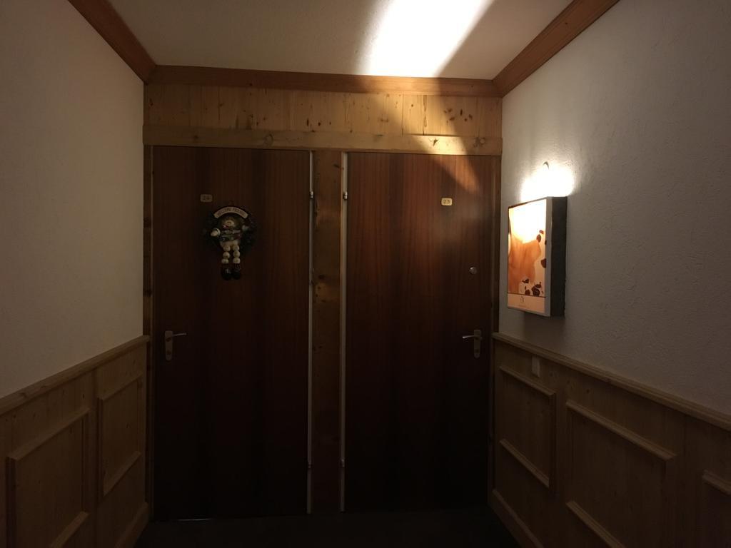 Apartment 24 Hotel Etrier Pool & Spa 克莱恩 蒙塔纳 外观 照片